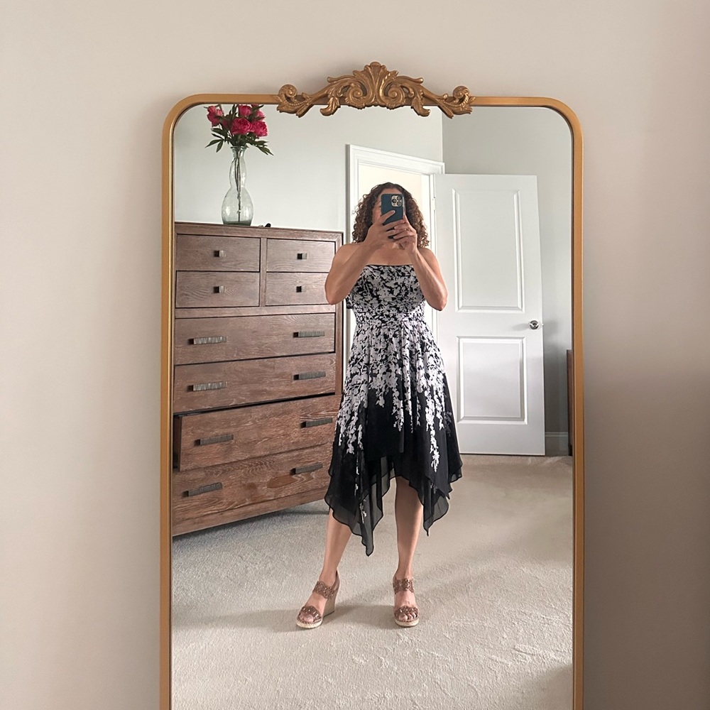 White House Black Market Black and White Dress